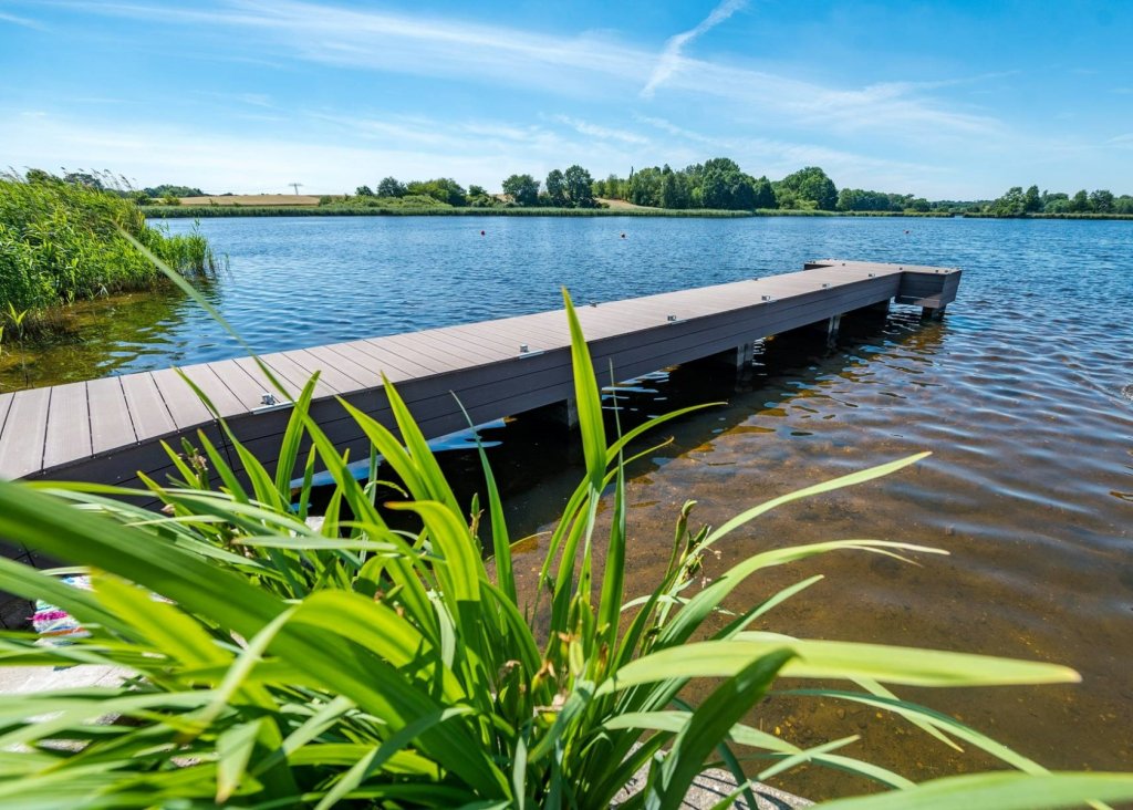 Auch eine Badestelle gehört zur Anlage am Dippelsdorfer Teich.